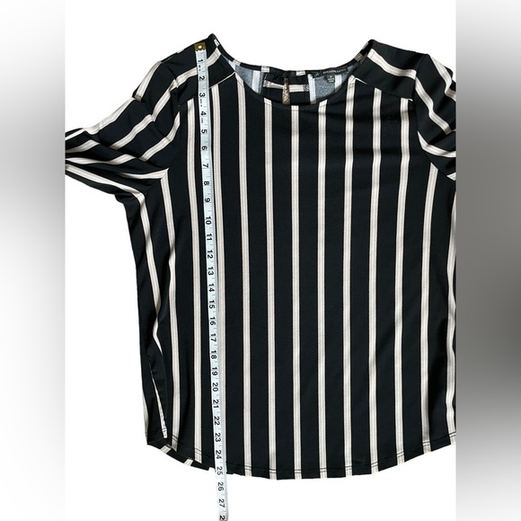 Black and tan striped blouse - Picture 7 of 10